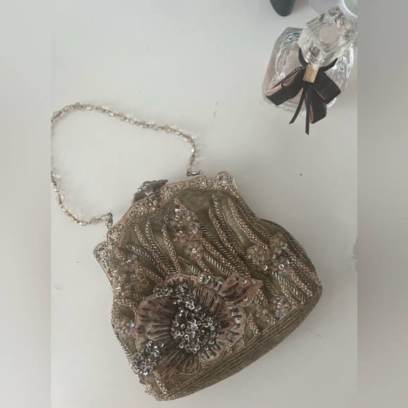 Larisa Barrera Cream Floral Evening Bag - Picture 5 of 13